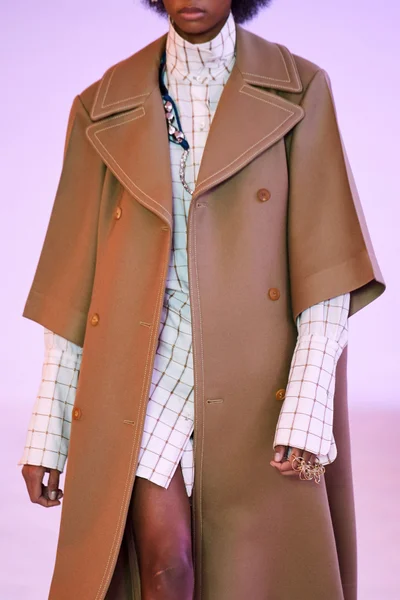 Look 1